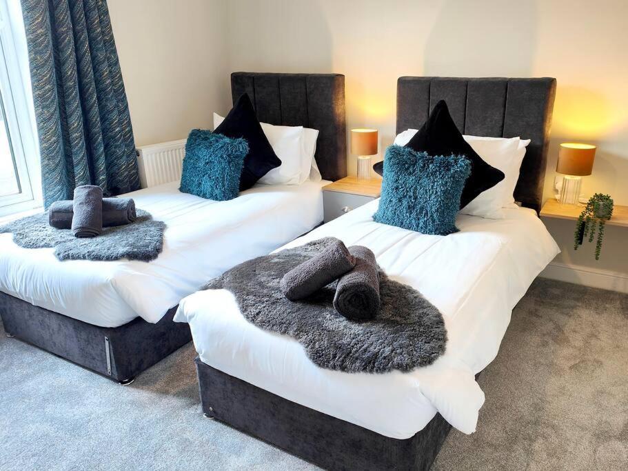 Carvetii - Anne House 1 - Dbl Bed Ground Floor En-suite Apartment